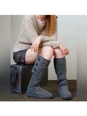 Ugg Lattice Cardy Sweater Button Up Tall Boots Grey Size 6